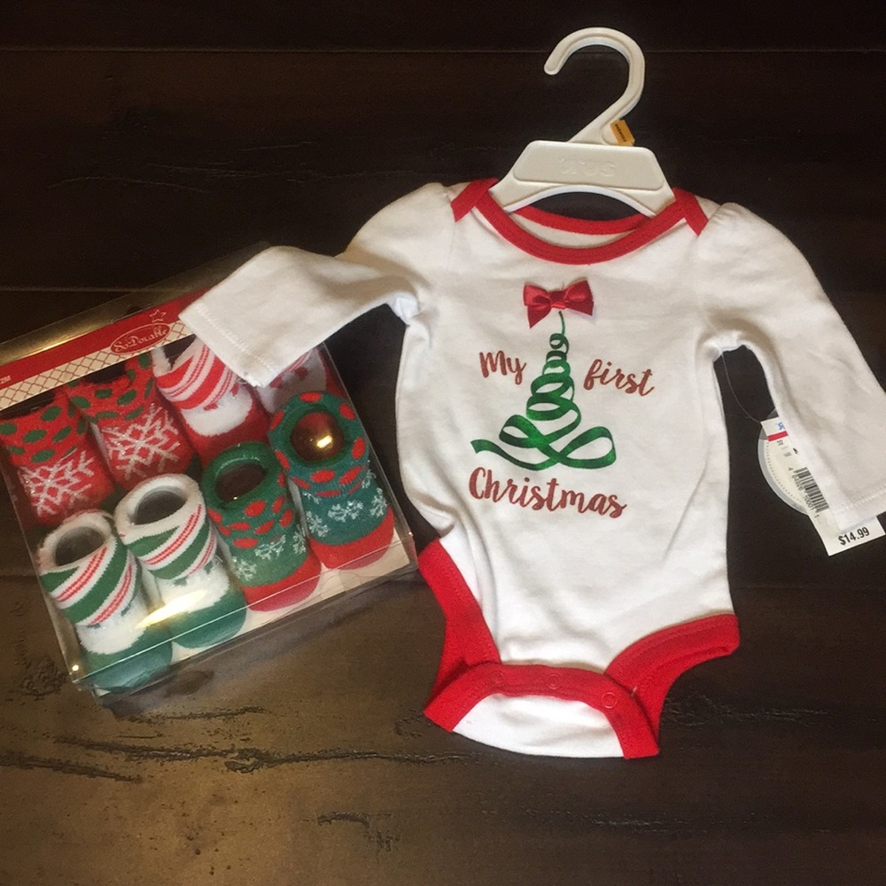 1st Christmas Bundle - Picture 1 of 5
